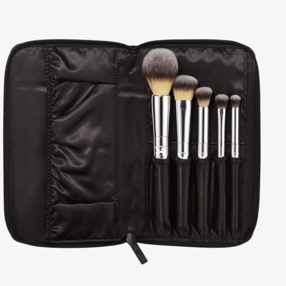 NWT IT Cosmetics Your Beautiful Basics Airbrush 5-pcs Makeup Brush Set - Picture 2 of 3
